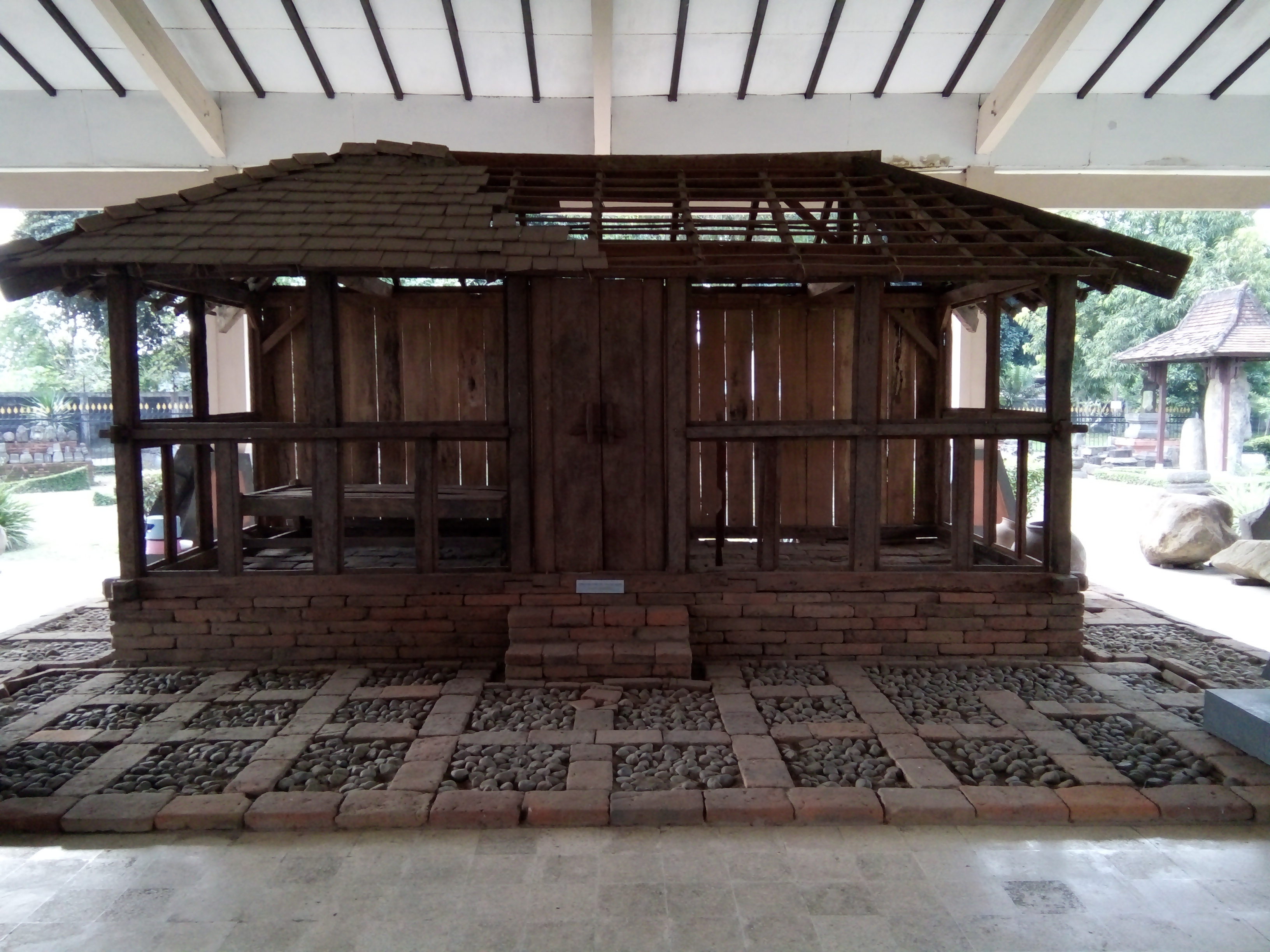 Rumah Khas Penduduk Mojopahit