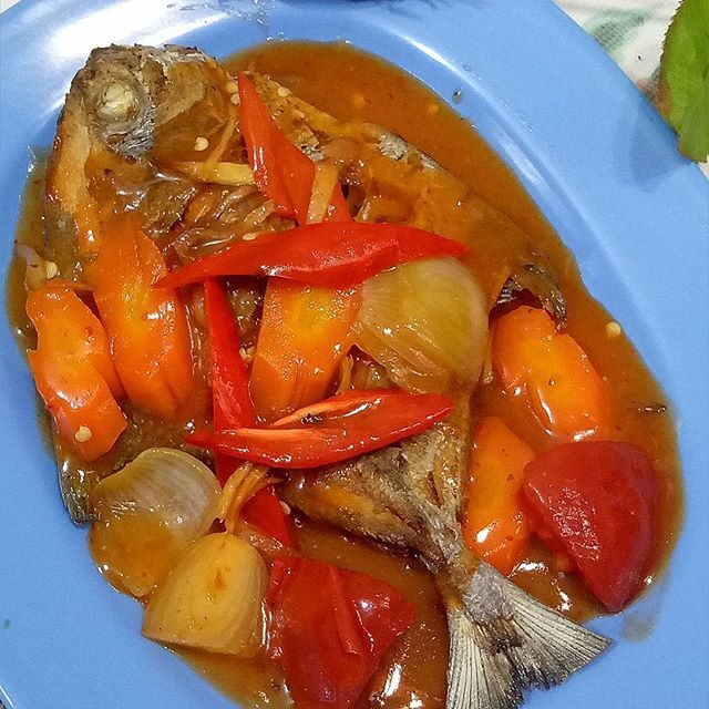 Ikan Bawal Saos Tiram