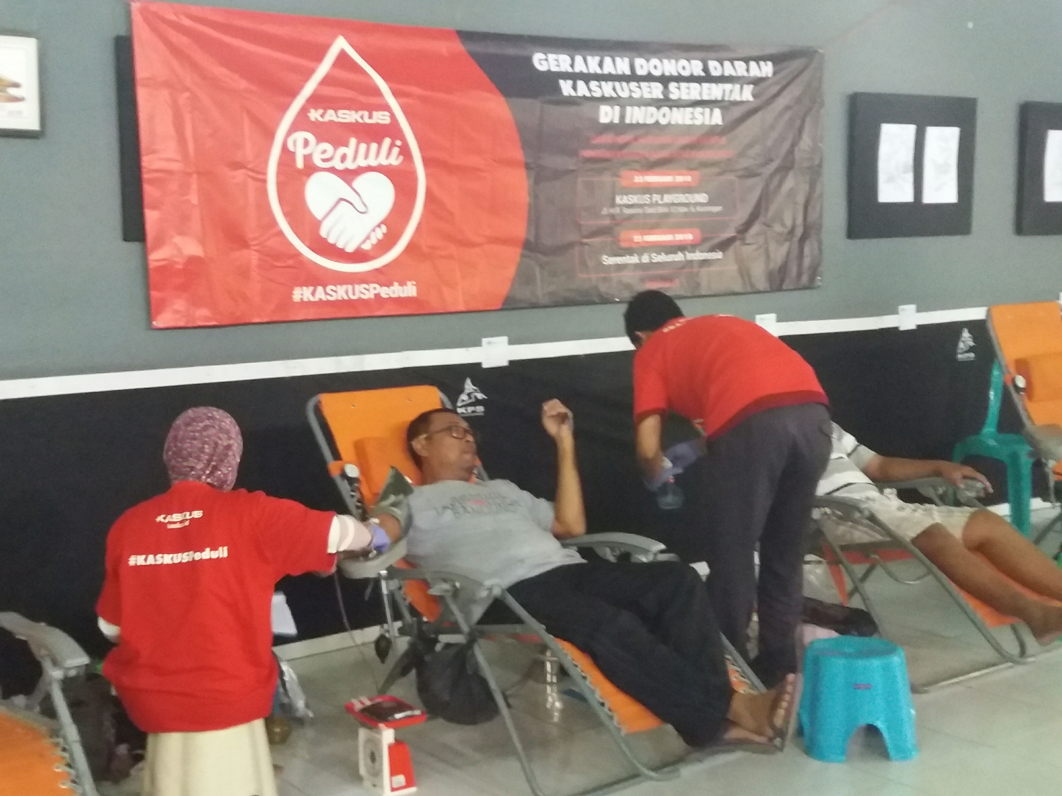 2 Bapak Ini Adalah Pendonor Aktif