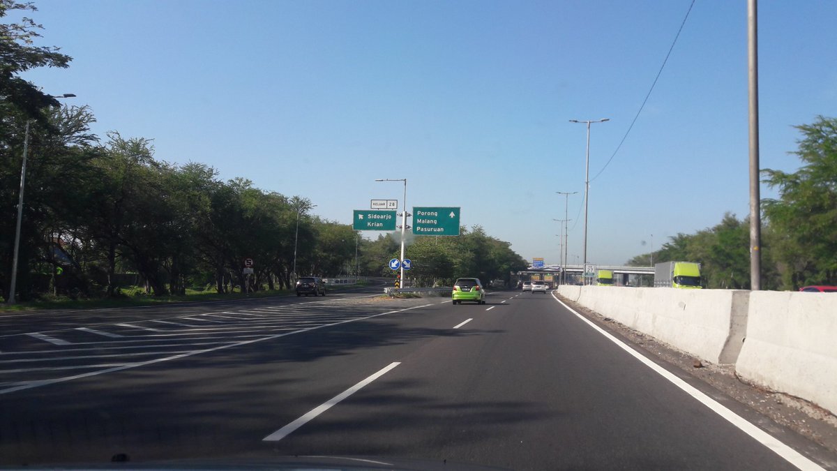 Tol Sidoarjo Arah Malang Hindari Macet Jalan Provinsi