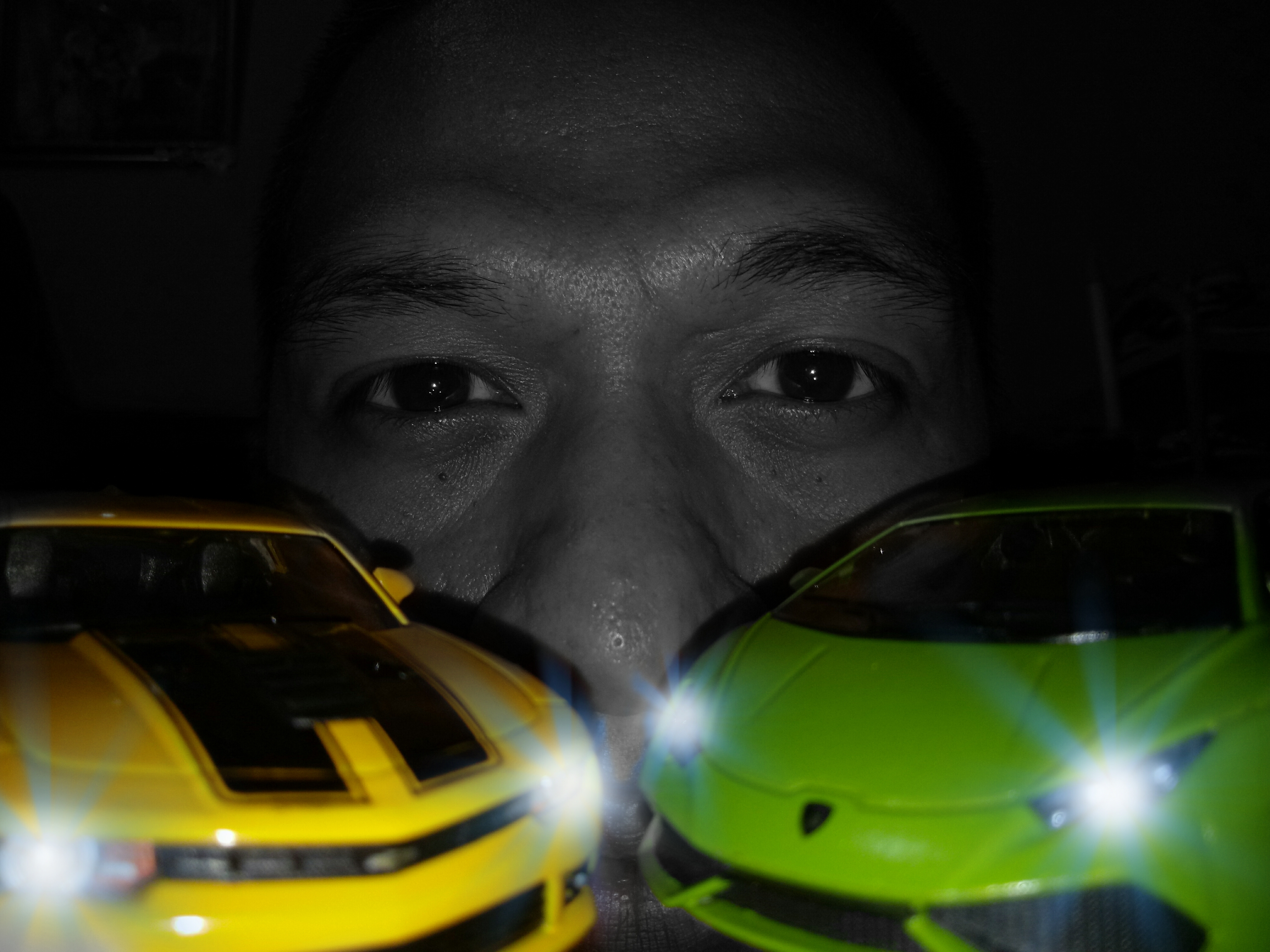 Biarpun Mati Lampu, Tapi Tetep Eksis Bareng My Best Diecast