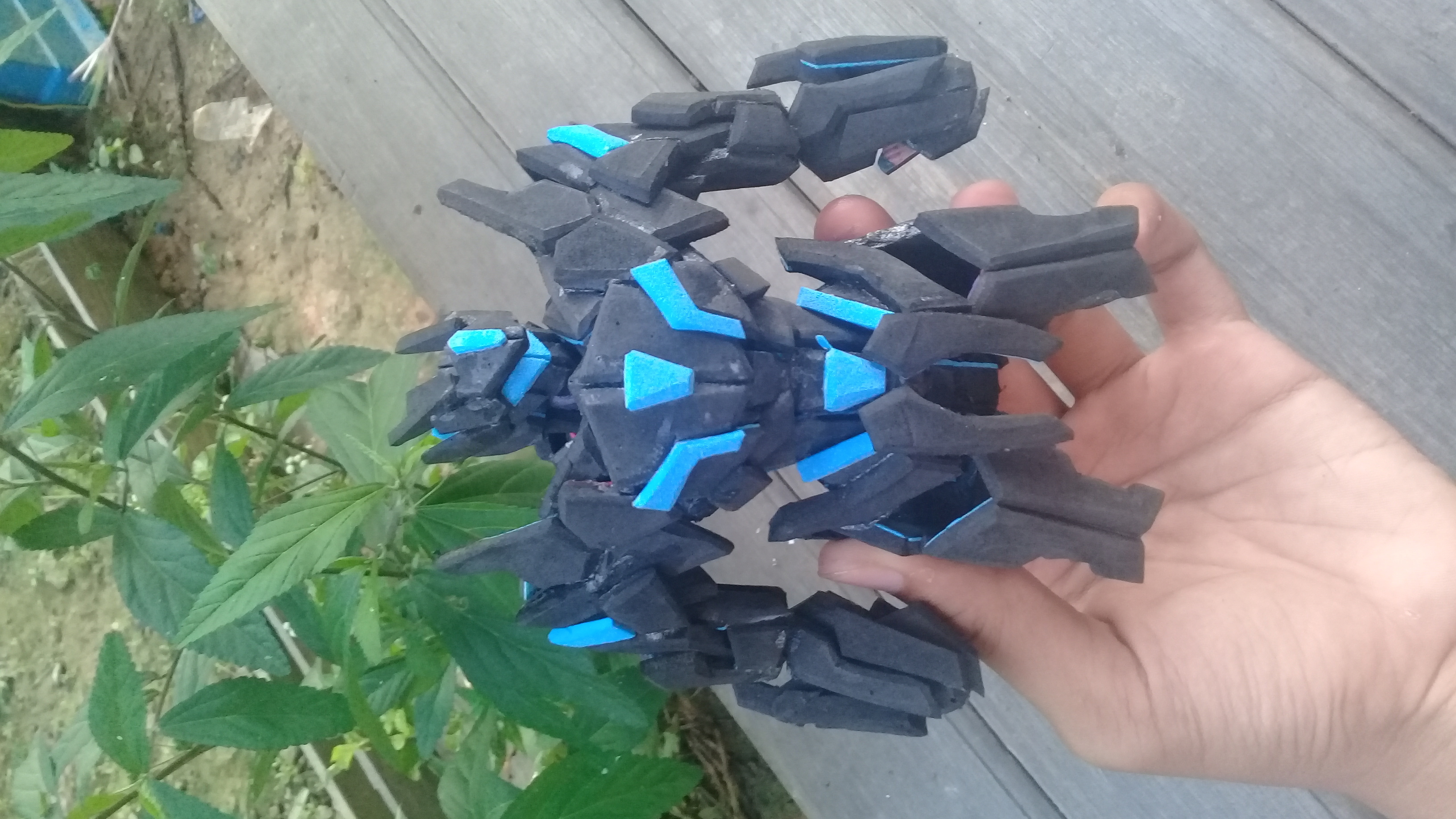 Robot Dari Sandal (Lagi)