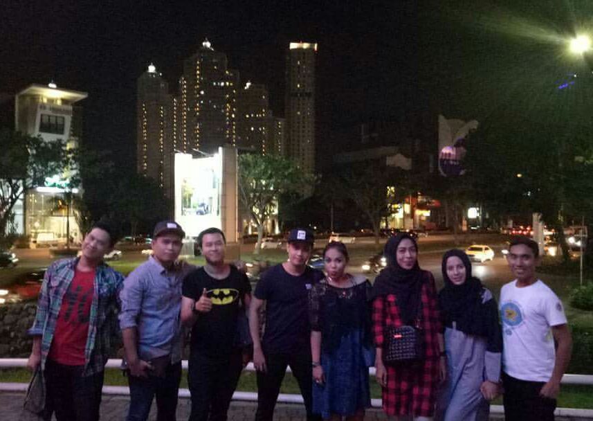 #BerbagiBerkah : Narsis Dulu Sehabis Bukber (Pakuwon, Surabaya)