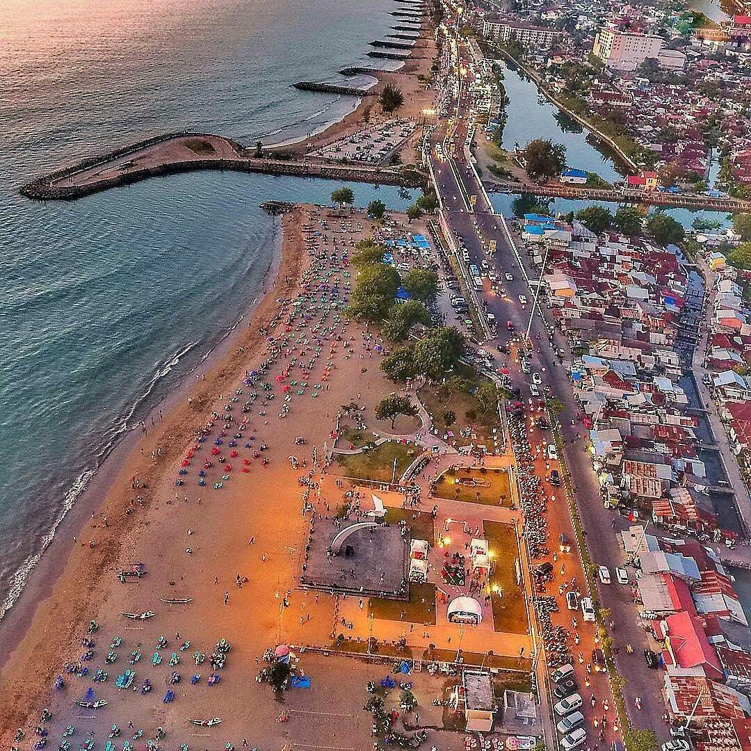 Padang Kota Tentram Dan Nyaman