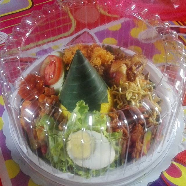 Tumpeng Sederhana