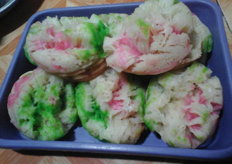Kue Bikang