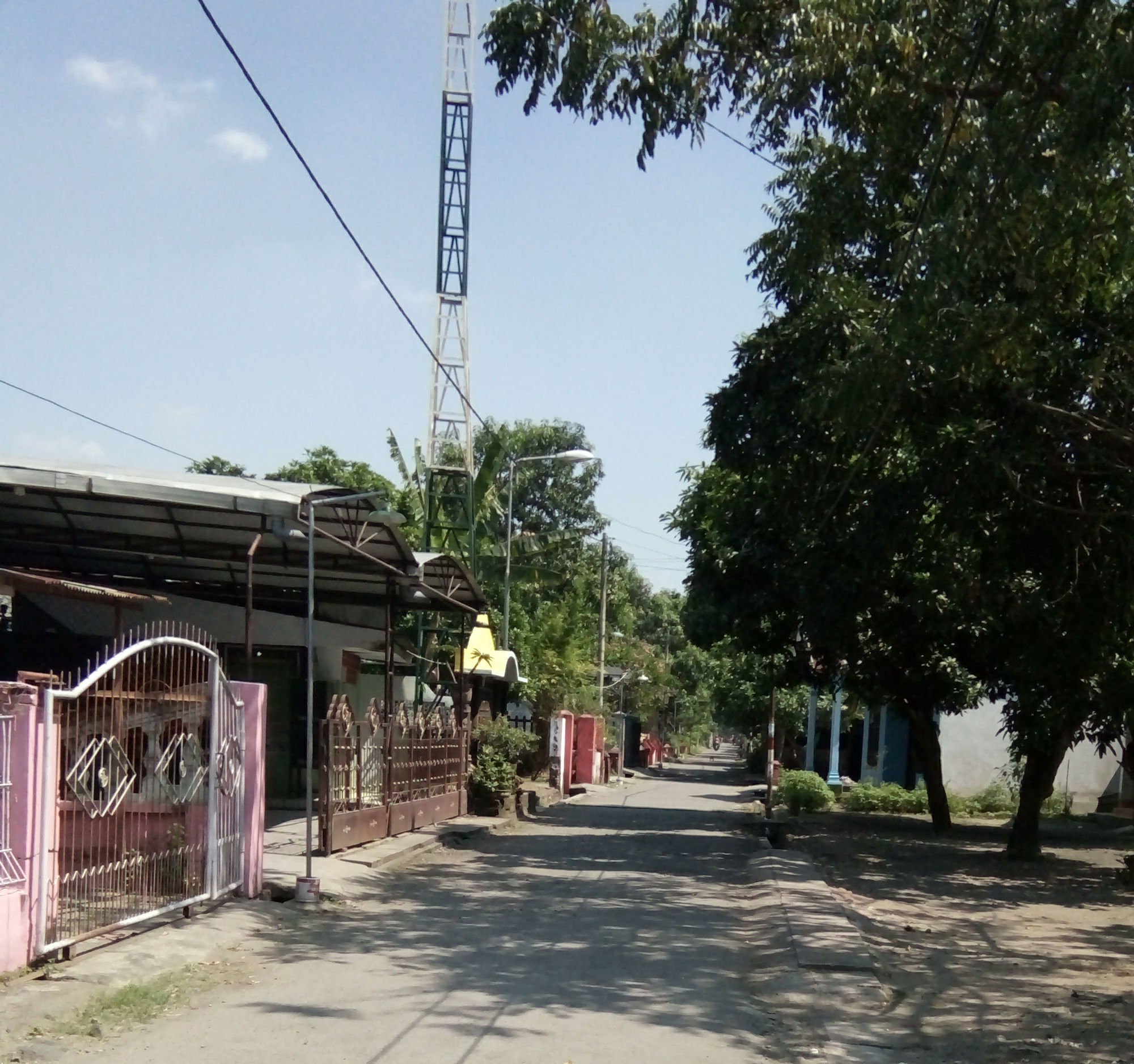 Penduduknya Pada Liburan Ke Kota