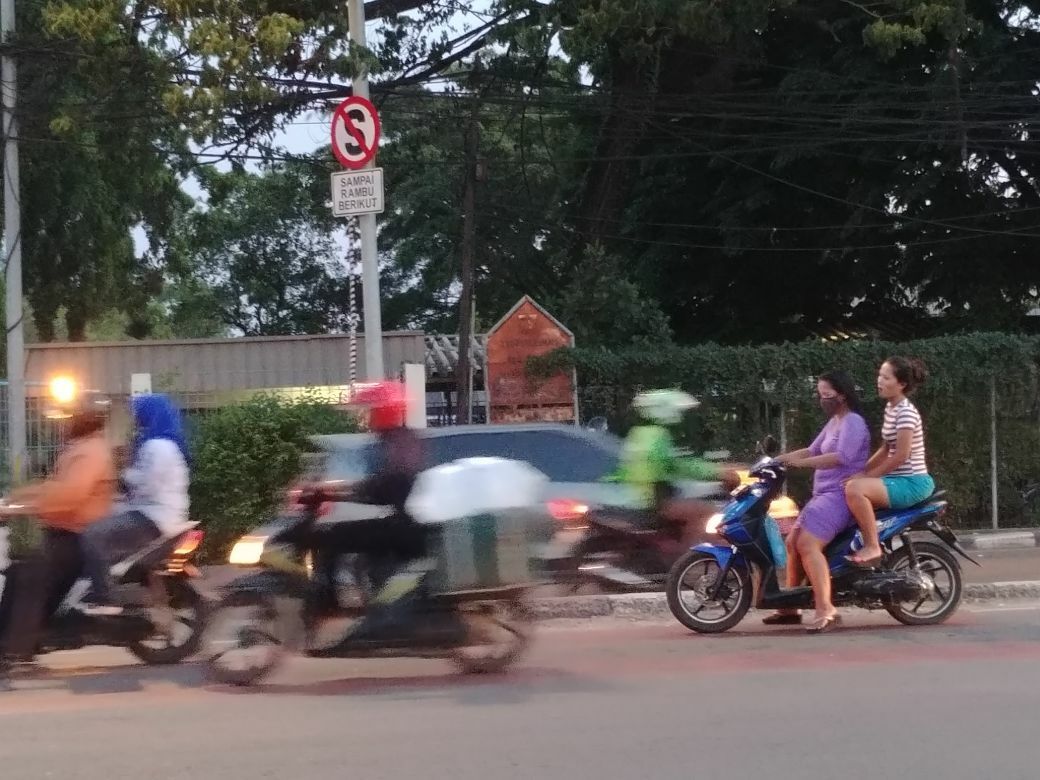 Mamah Gak Sayang Kepala Nih