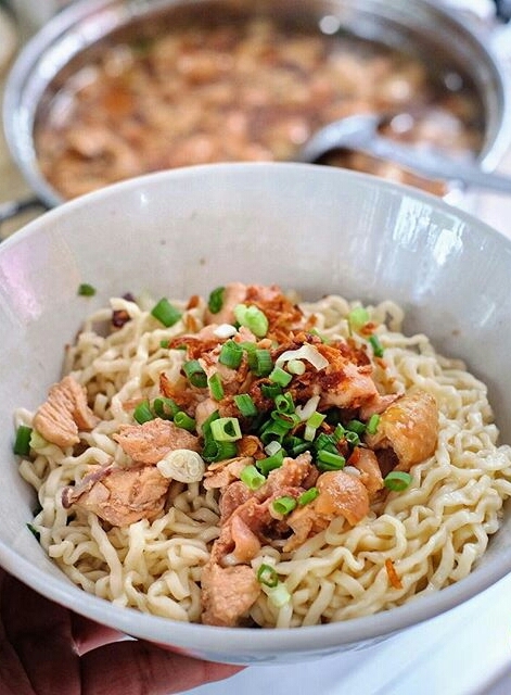Mie Ayam Bumbu Kare