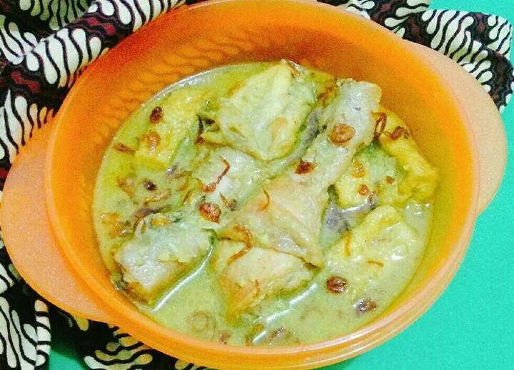 Opor Ayam Lebaran