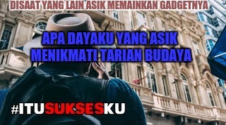 saat yang lain asik memainkan gadgetnya apa dayaku ... #itusuksesku