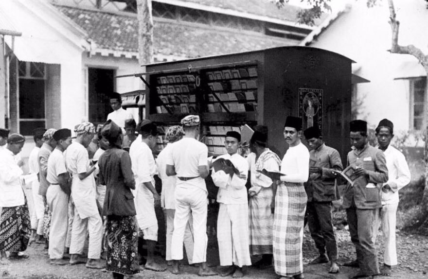 Perpustakaan Keliling di Indonesia Awal Abad 20