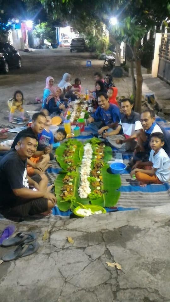 Sego bancak an..berkumpul dengan seadanya bareng tetangga (part.2)