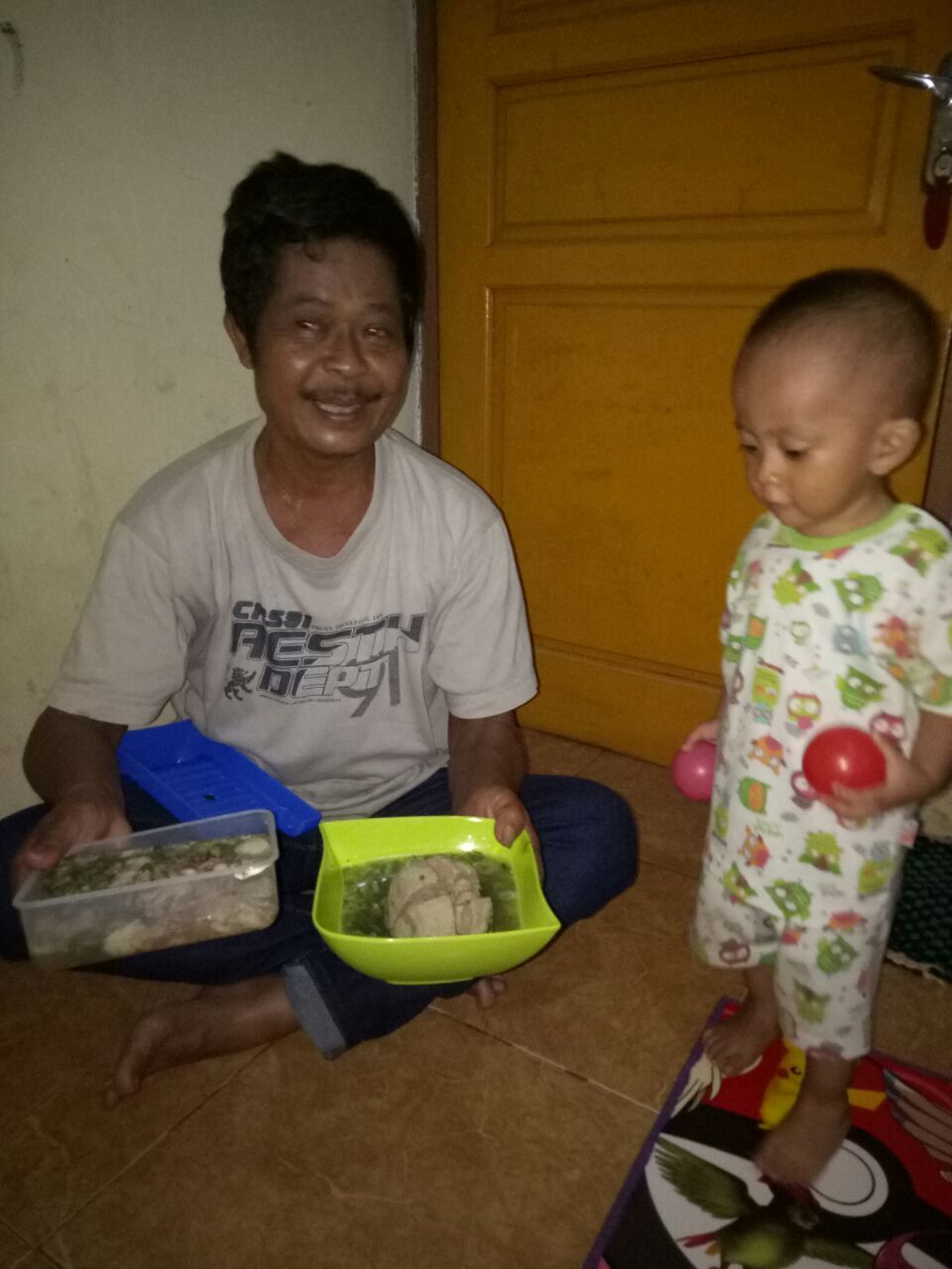 Bakso beranak versus bakso iga
