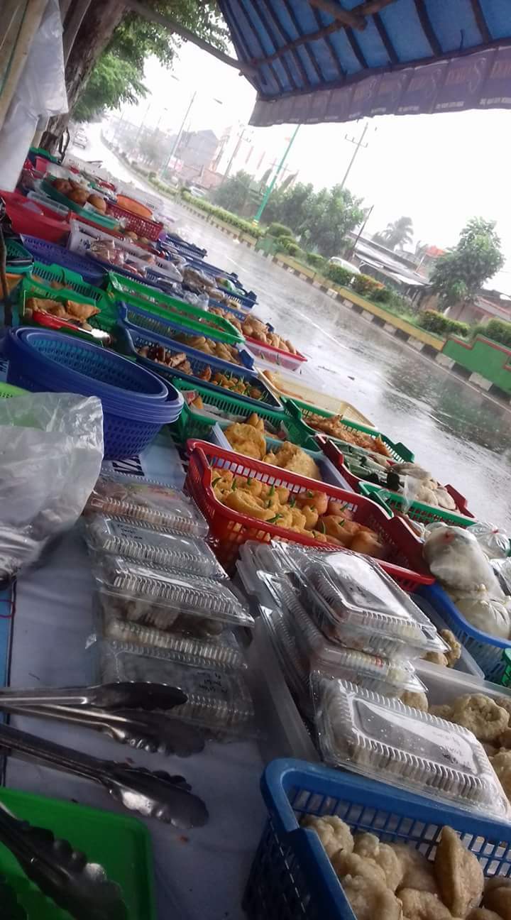 Aneka ragam menu makanan ringan