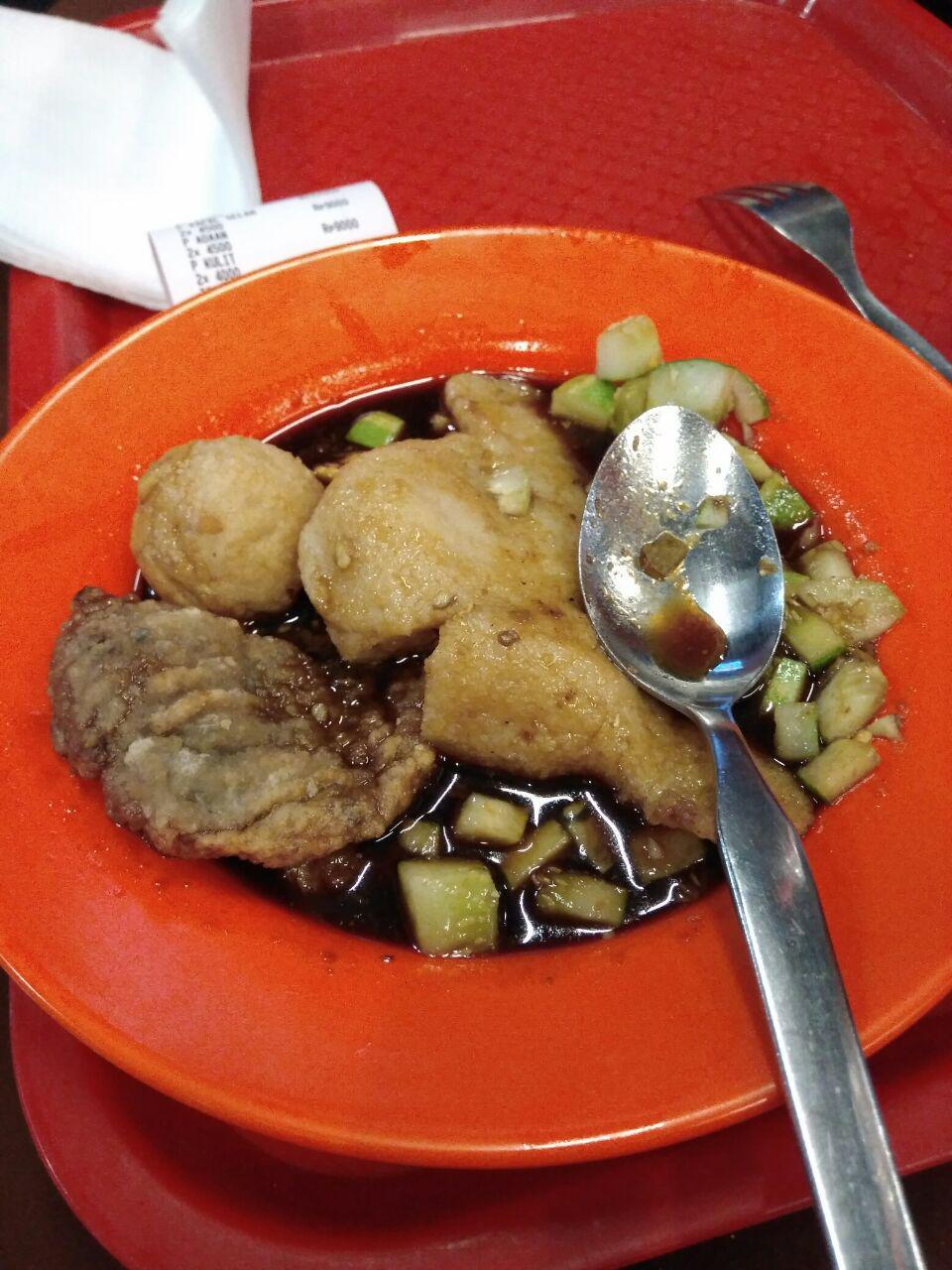 Ngemil di pempek Gaby , Gurihhh Gurihhh ~