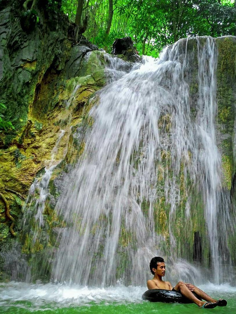 Air Terjun 3 Tingkat Bangkalan