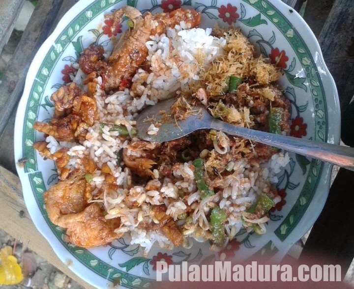 Nasi Kobel Khas Camplong