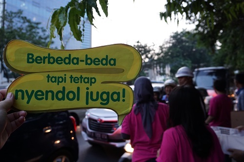 Berbeda-beda tapi tetap nyendol juga