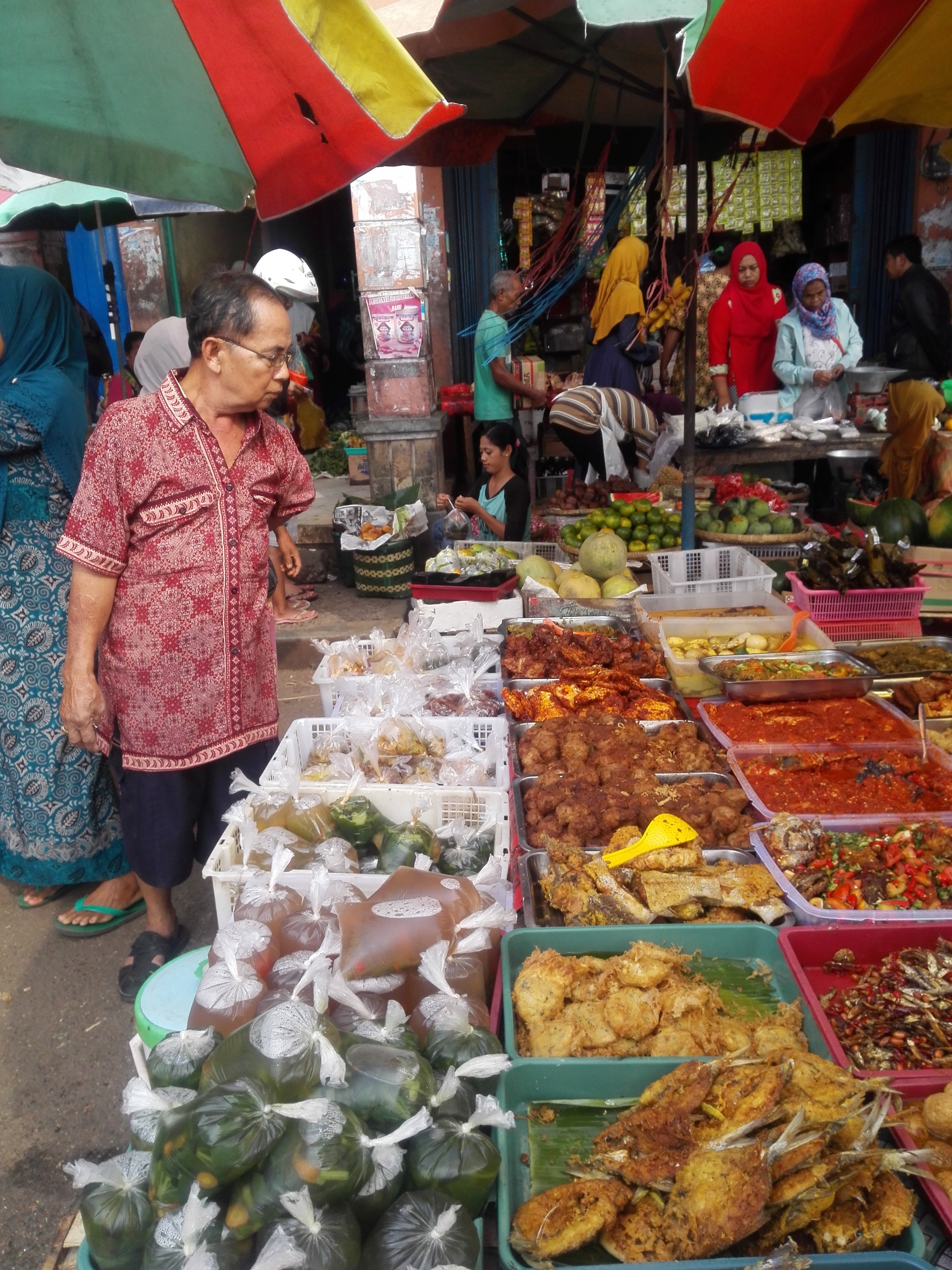 #BerbagiBerkah Asiknya Bantuin Emak Pergi Ke Pasar Ratu Jepara