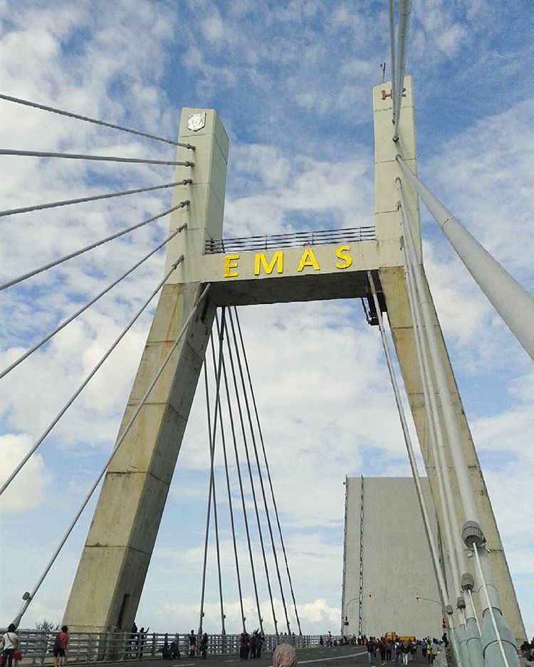 Jembatan emas
