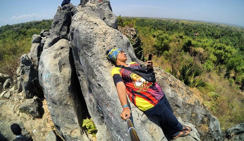 Bukit Masegit Kab. Sampang, biasanya rame kalo waktunya ngabuburit