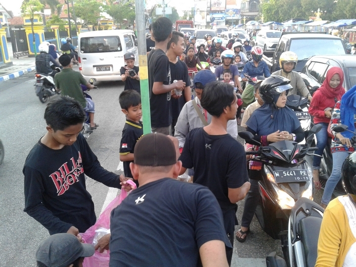 Tuh kan rame banget