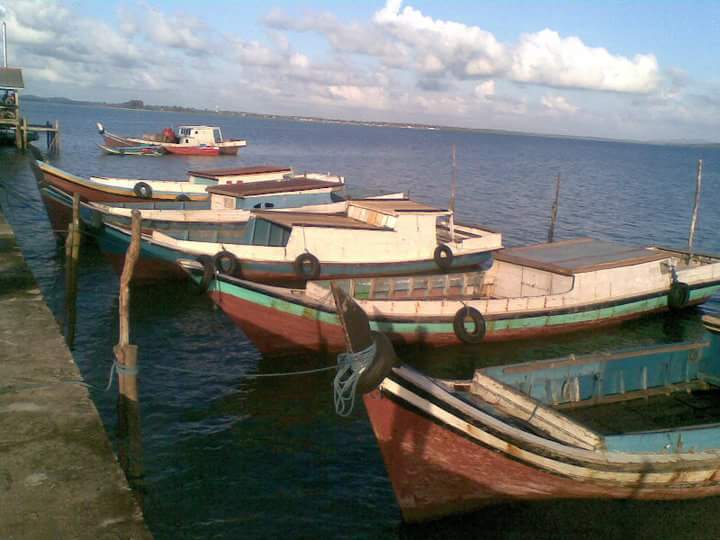 Kawasan dermaga P.Lepar