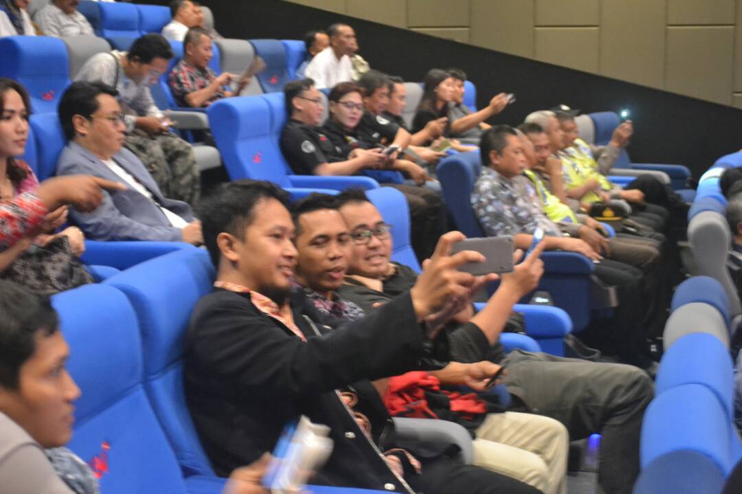 di dalam audi CGV