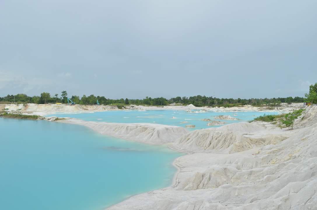 Danau kaolin. Belitung