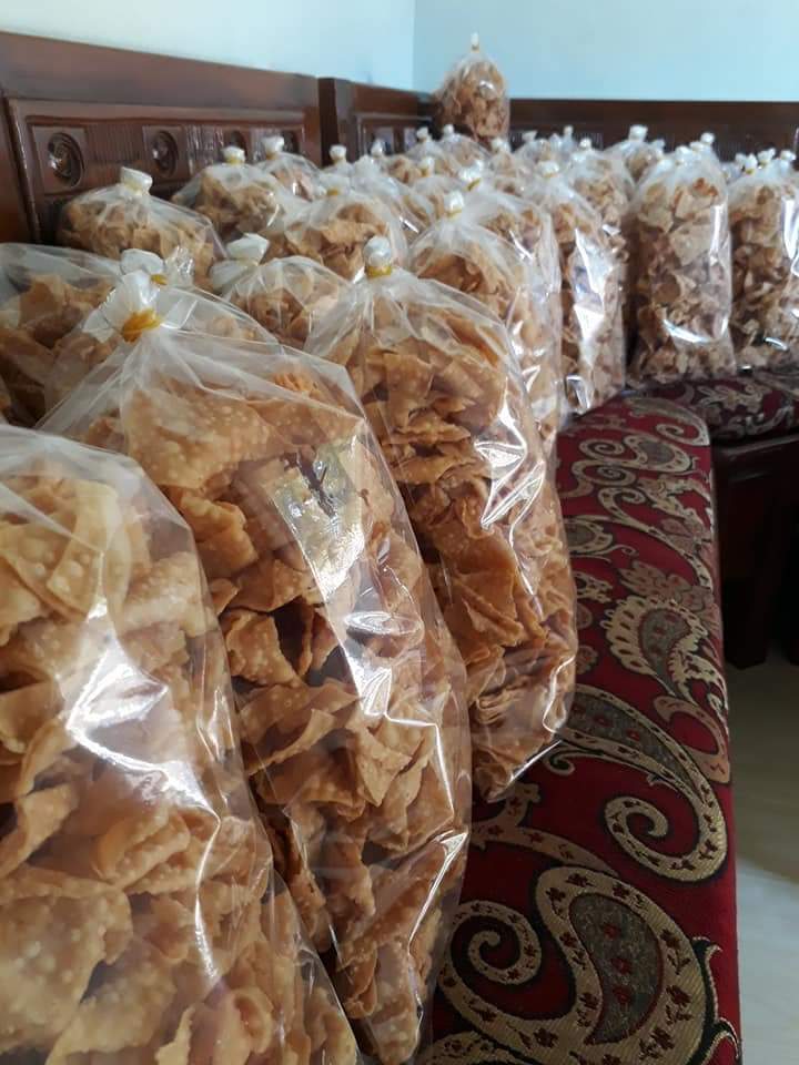 Keripik tahu yang siap di konsumsi