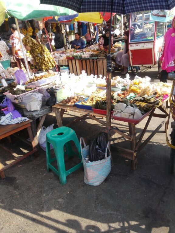 Loh Penjualnya mana nih ?