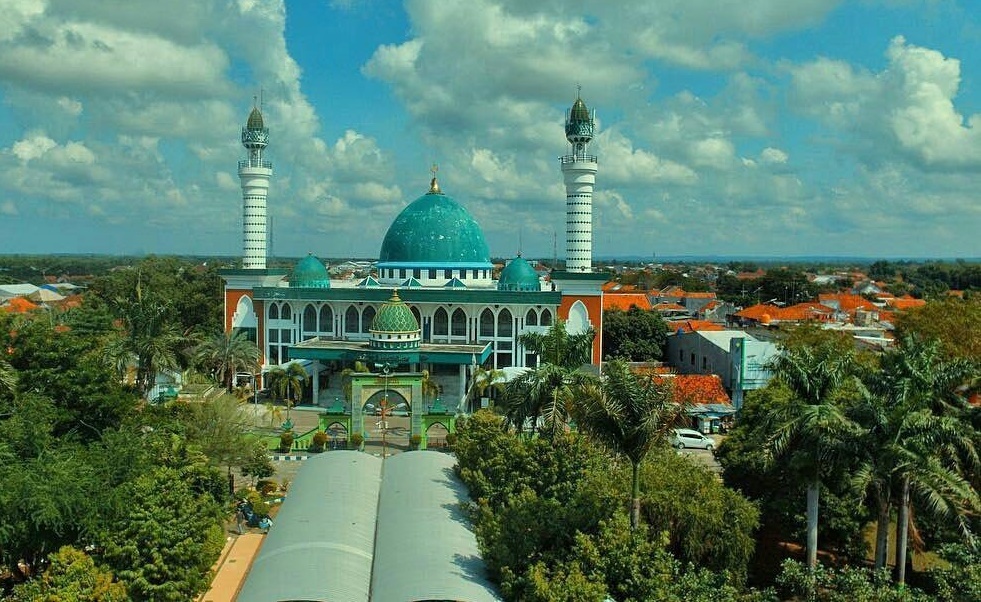Masjid Agung Asyuhada Pamekasan
