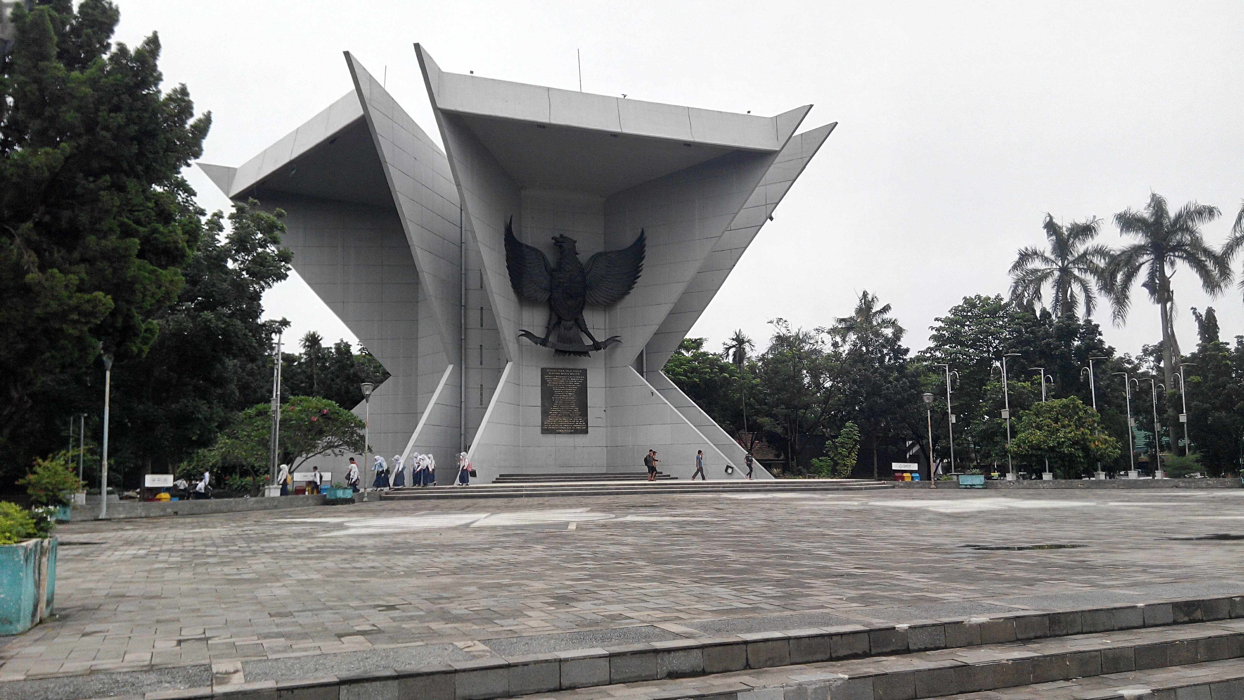 MONPERA (Monumen Perjuangan Rakyat)