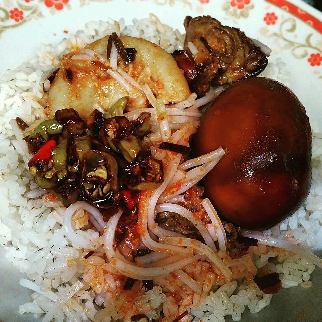 Nasi Ramoy Barokah Jl. Dirgahayu Pamekasan