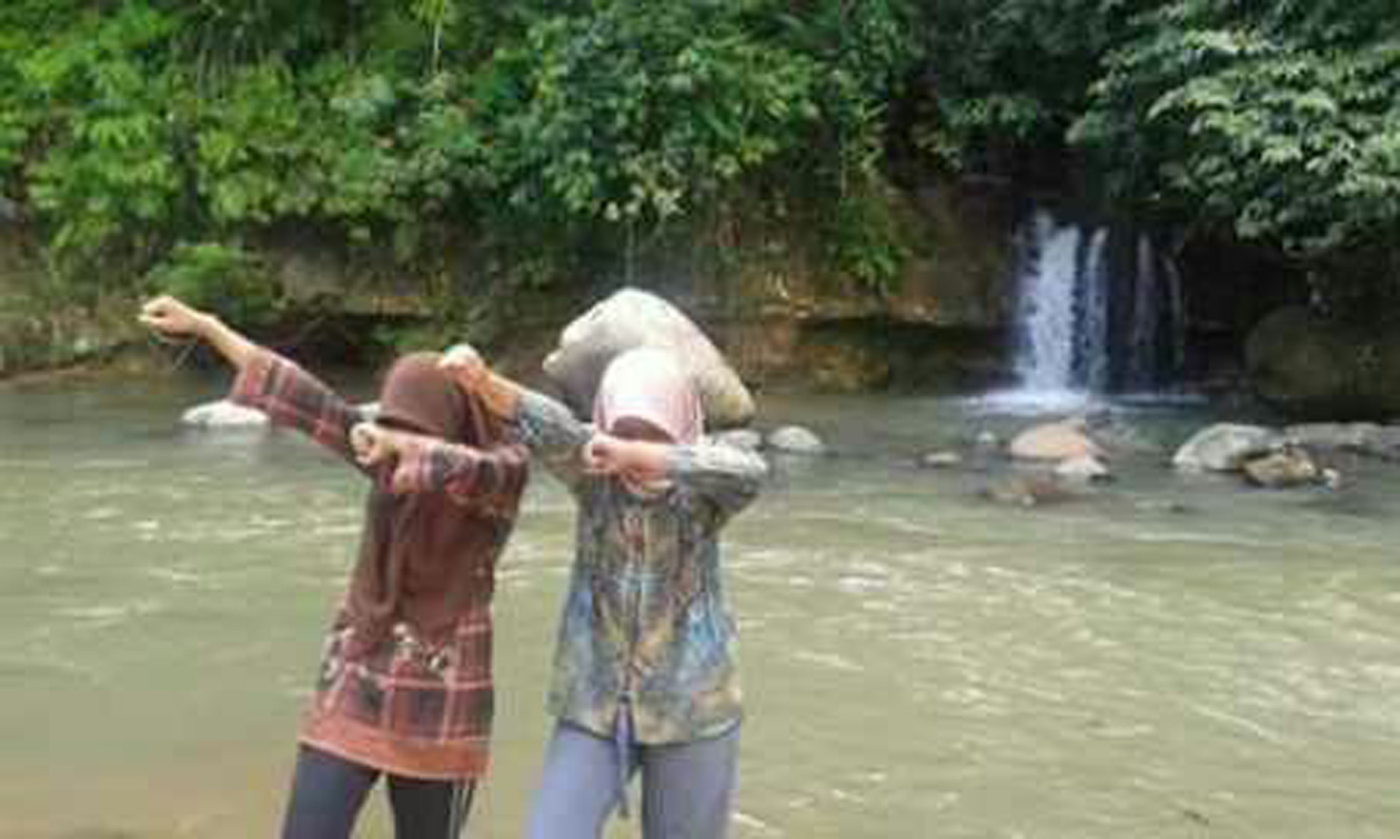 Air Terjun Tais , Seluma , Bengkulu