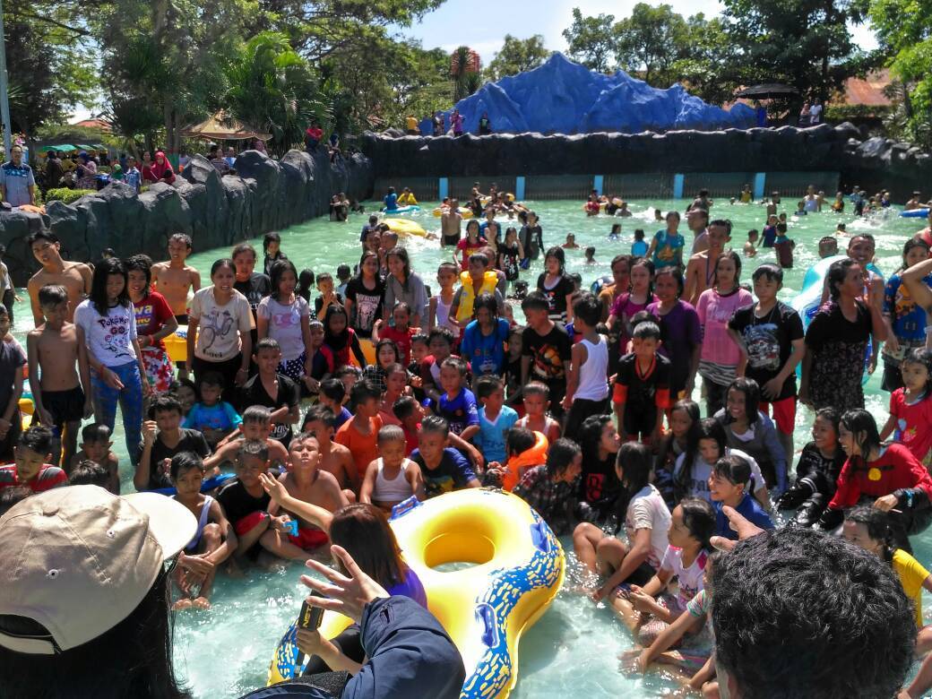 bahari waterpark ramai sekali