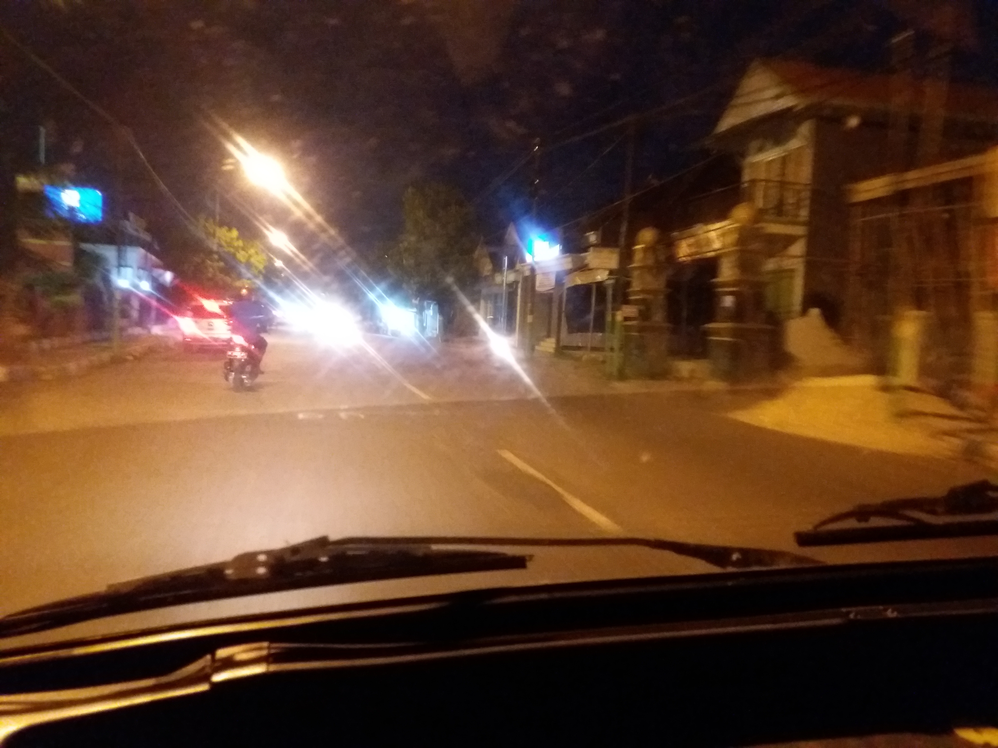 hampir sampai di jl, suhadak