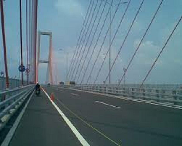 di tol suramadu