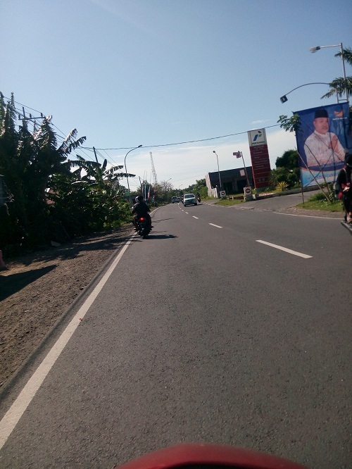 &#91;Mudik Di Hari Lebaran&#93; depan Pom Bensin Camplong sampang