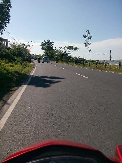 &#91;Mudik Di Hari Lebaran&#93; Hati Hati keluar masuk kendaran 300meter