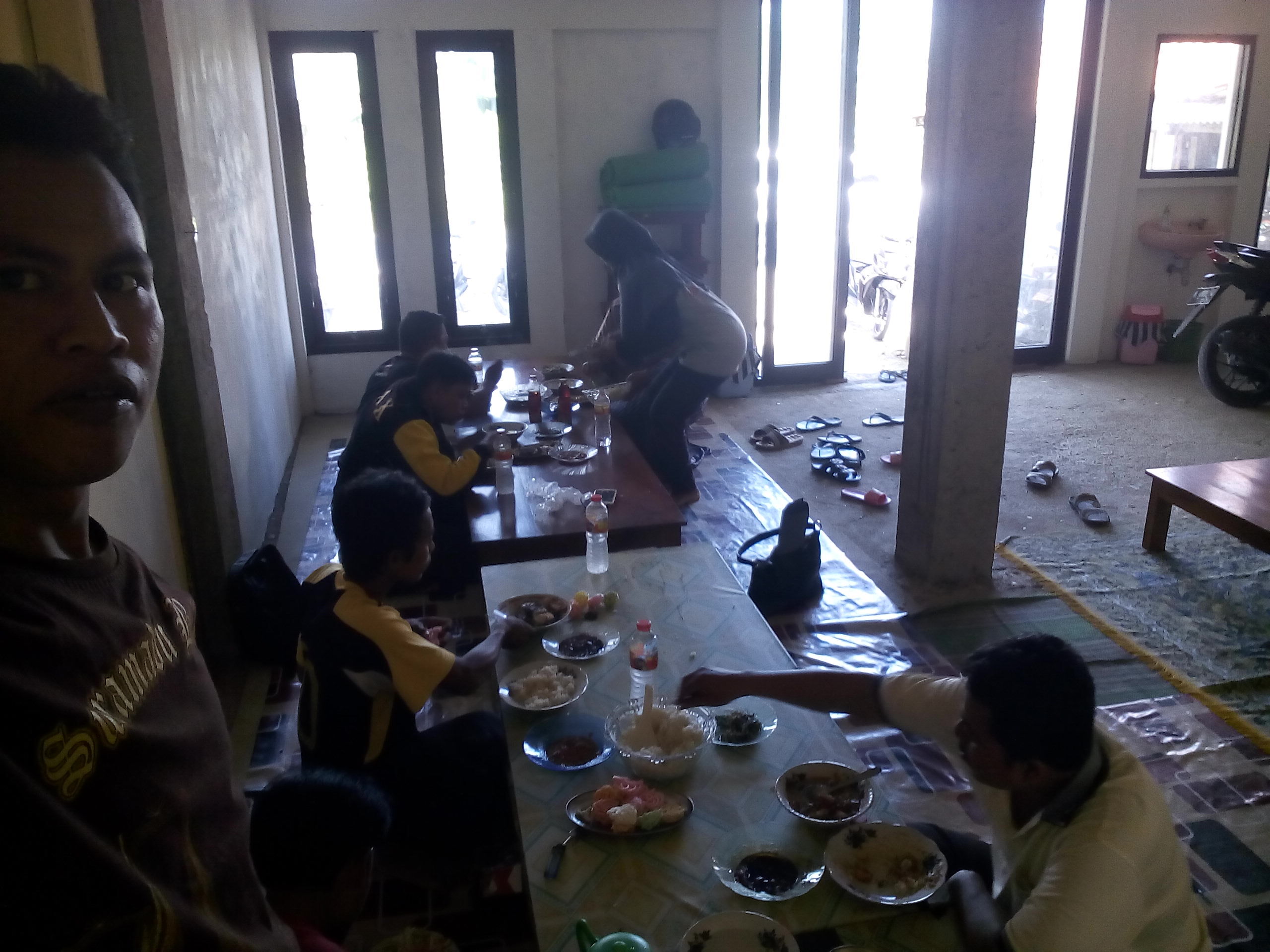 makan makan bu ju