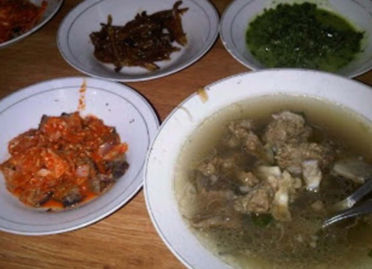 Sop sumsum sapi muda