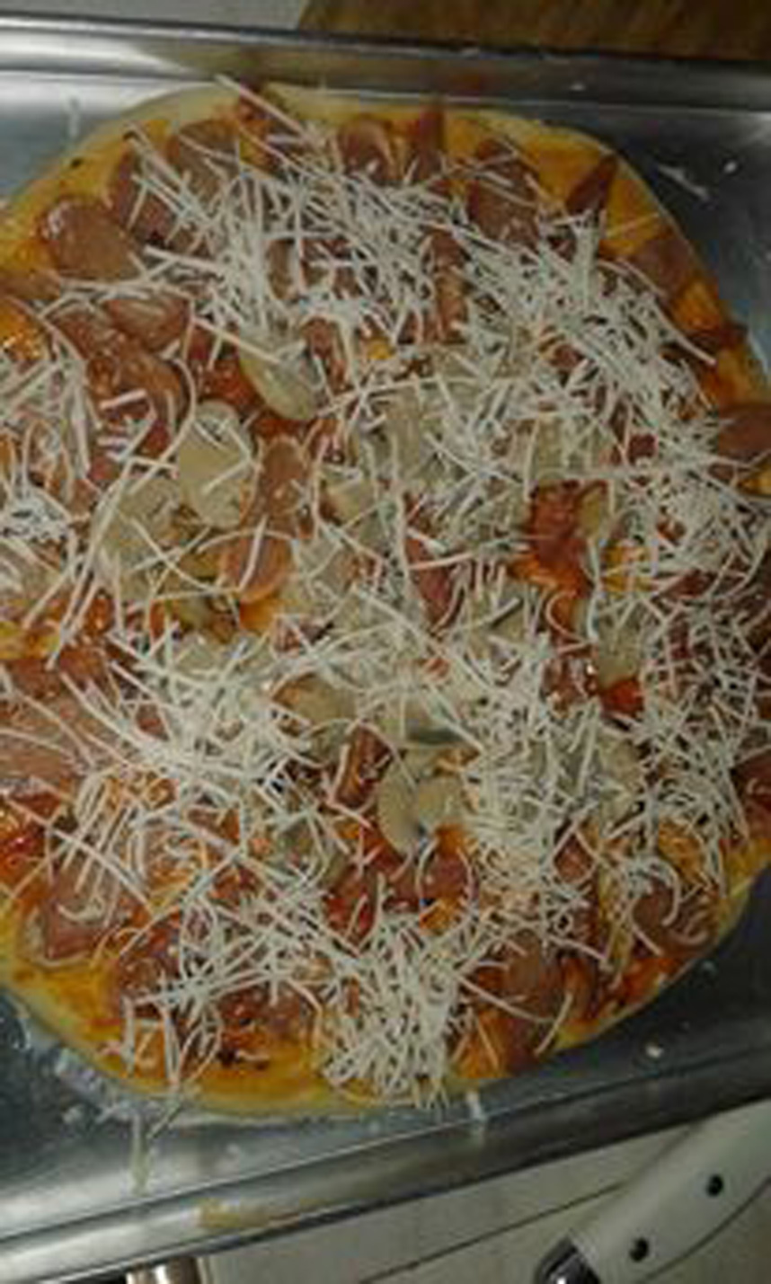 Pizza bawang bombay keju