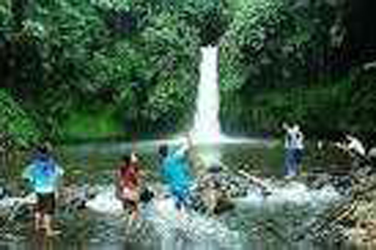 ke Air terjun Padang Bano Bareng sahabat Tercinta