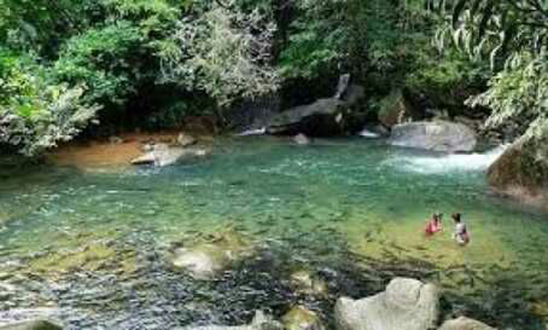 Air Terjun Pintu Langit Bengkulu Tengah