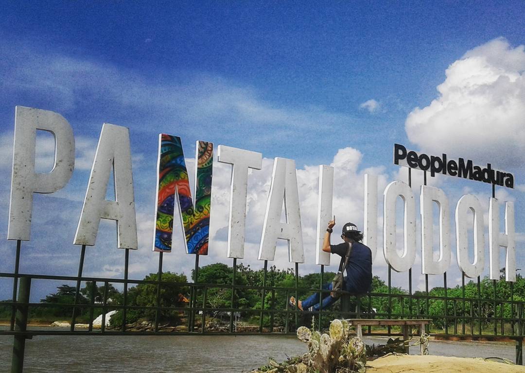 pantai cinta sokobanah