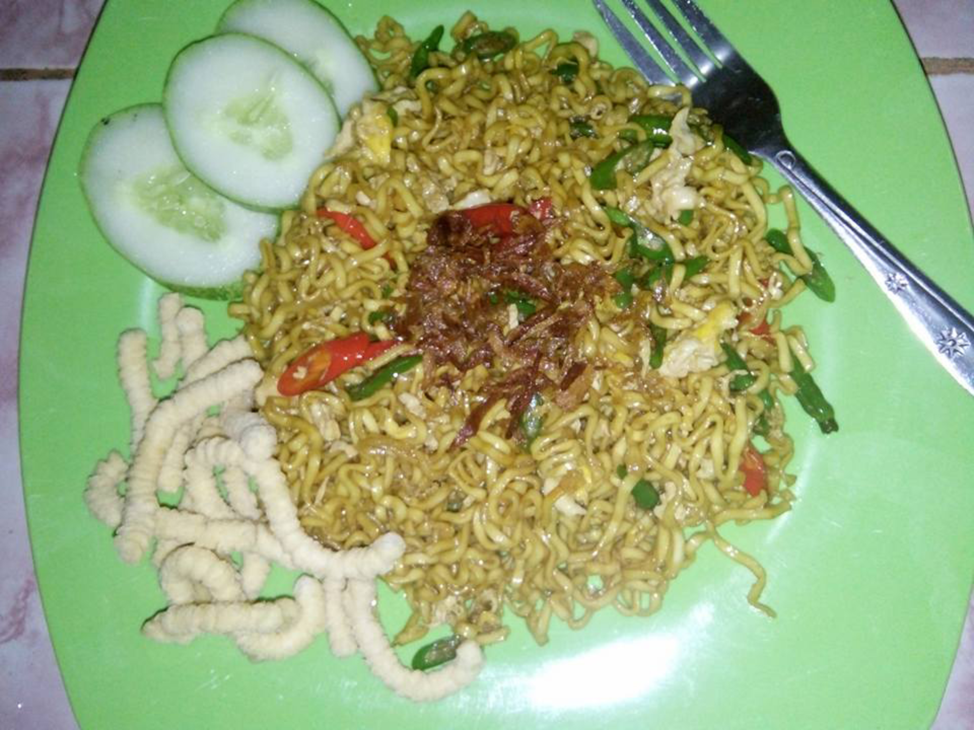 Mie Goreng Jembatan Kuning