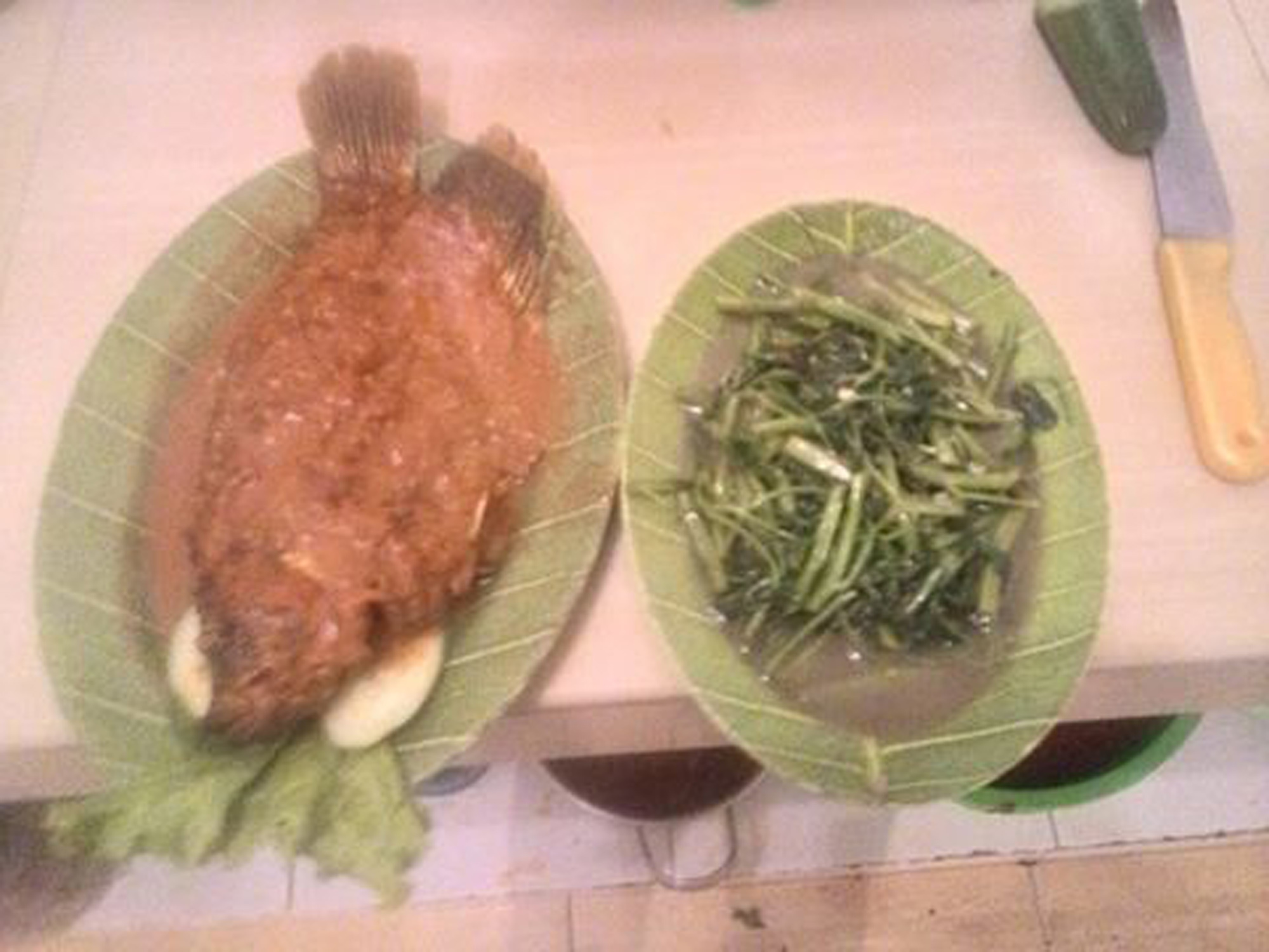 Ikan Bumbu Banting kangkung