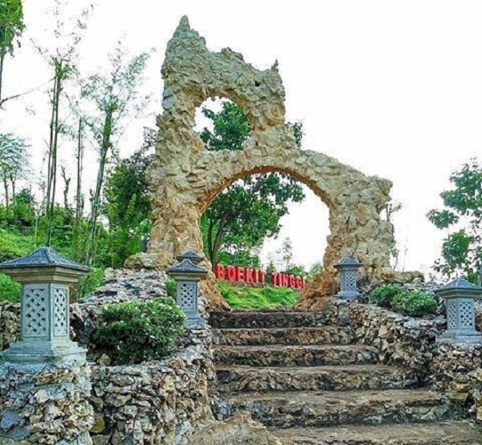 Boekit Tinggi Lenteng Sumenep